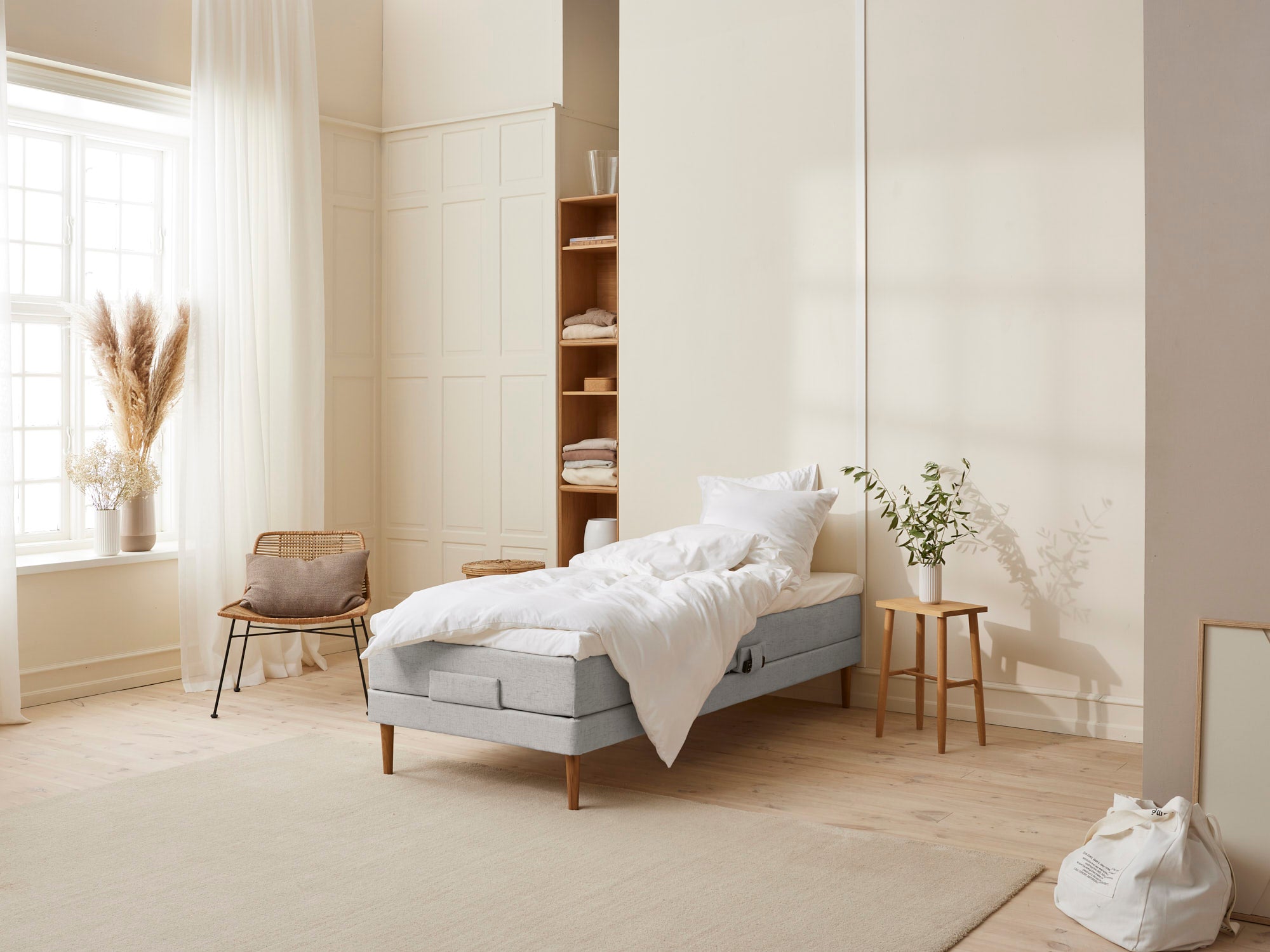 Fabrikkens Trykaflastende   Elevation  Lysegrå  90x210 Cm