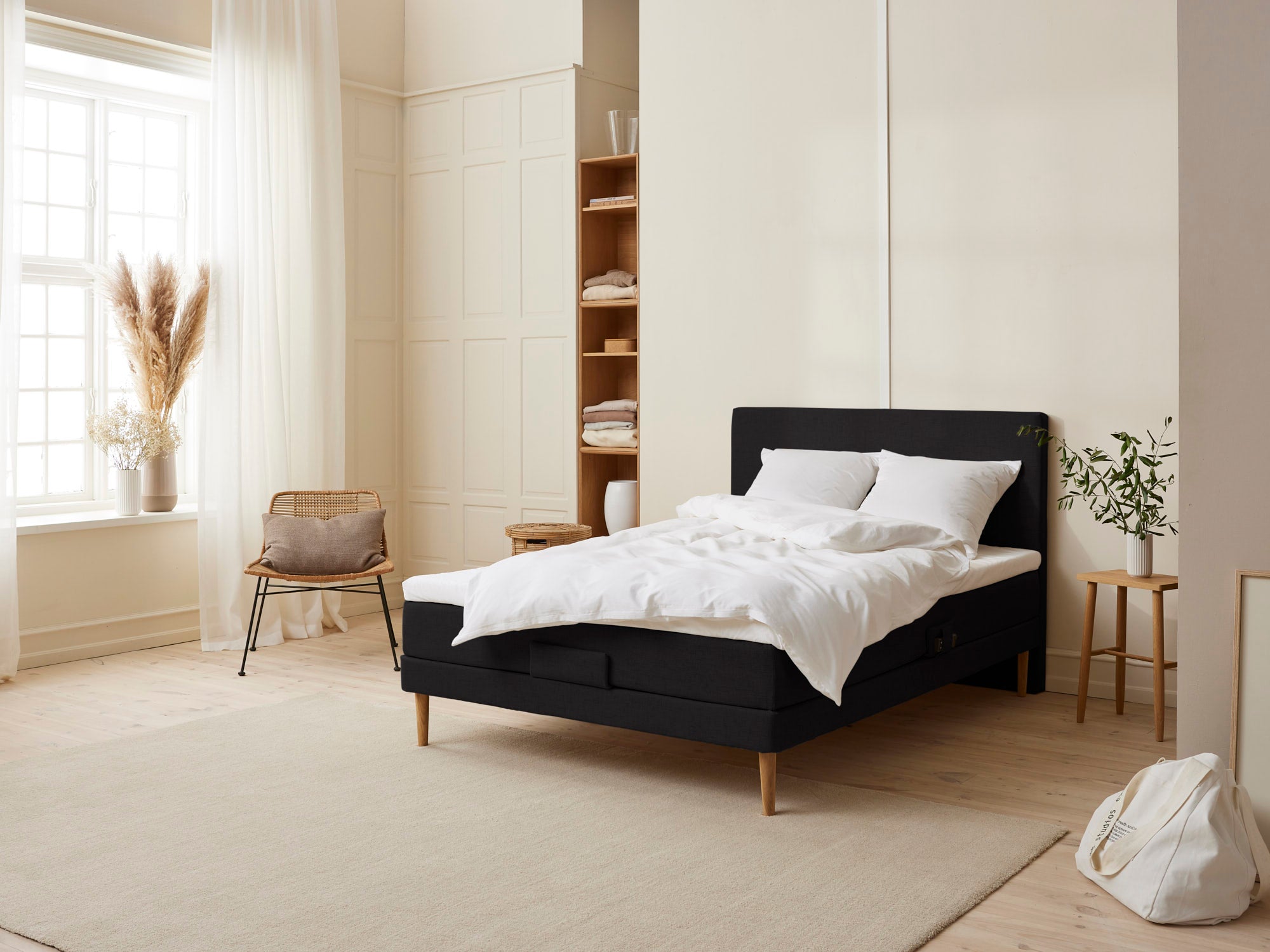 Fabrikkens Trykaflastende   Elevation  Sort  140x200 Cm