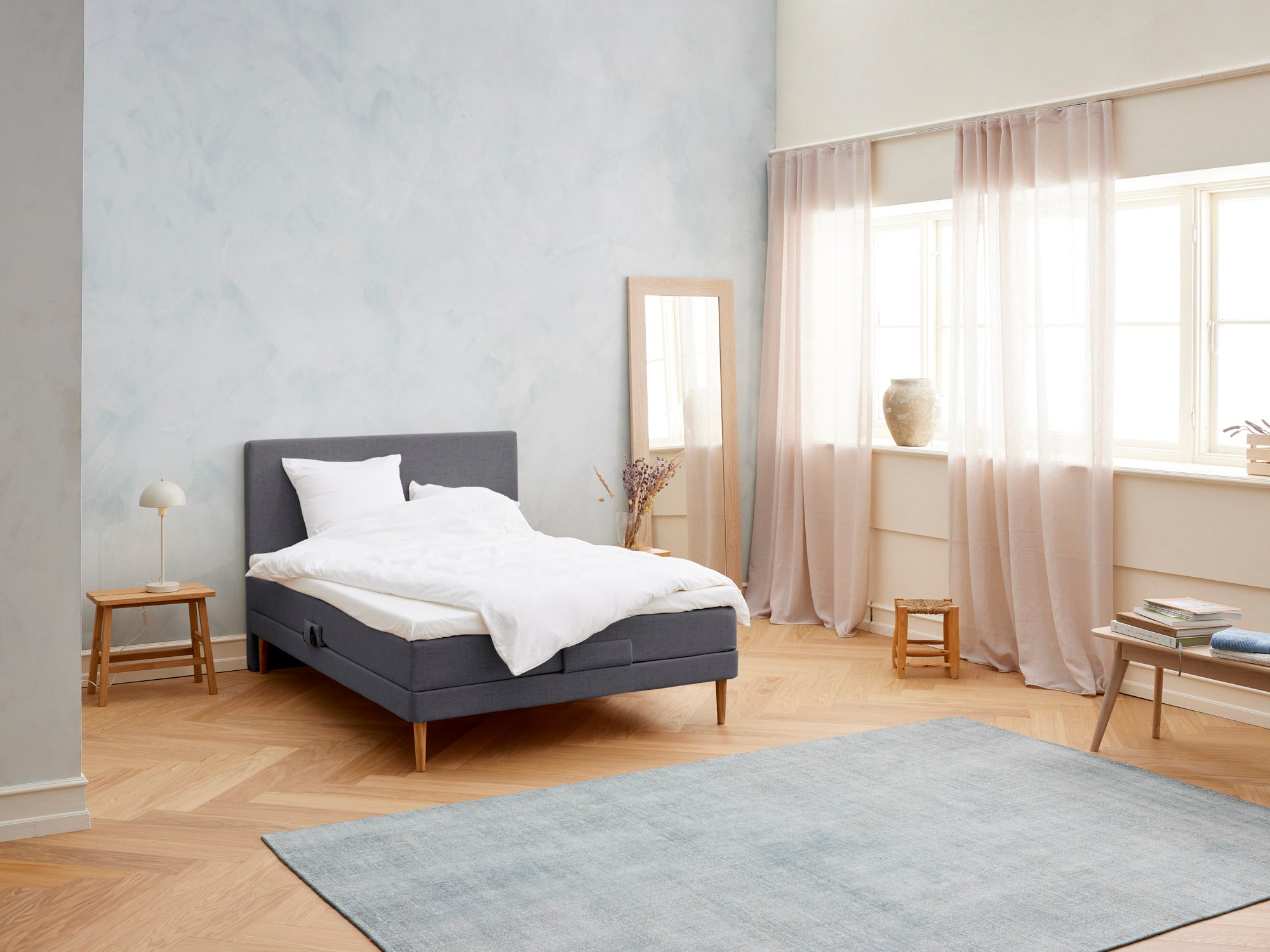 Fabrikkens Kølende   Elevation  Antracit  120x200 Cm