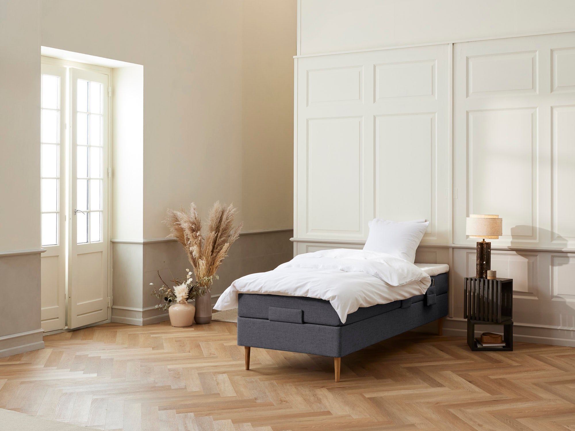 Fabrikkens Luksus   Elevation  Antracit  90x210 Cm